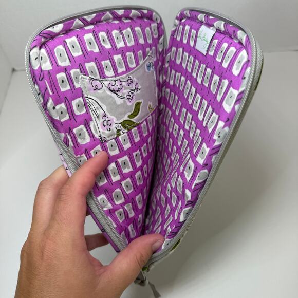 Vera Bradley Women's Watercolor Floral Padded Quilted Tablet E-reader Sleeve - Picture 2 of 5